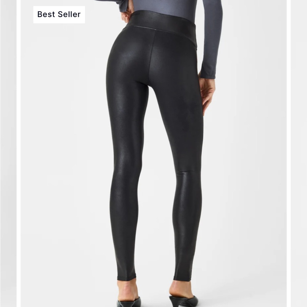SPANX Shiny Black Leggings Pants Faux Leather Look Inseam 28” Women small